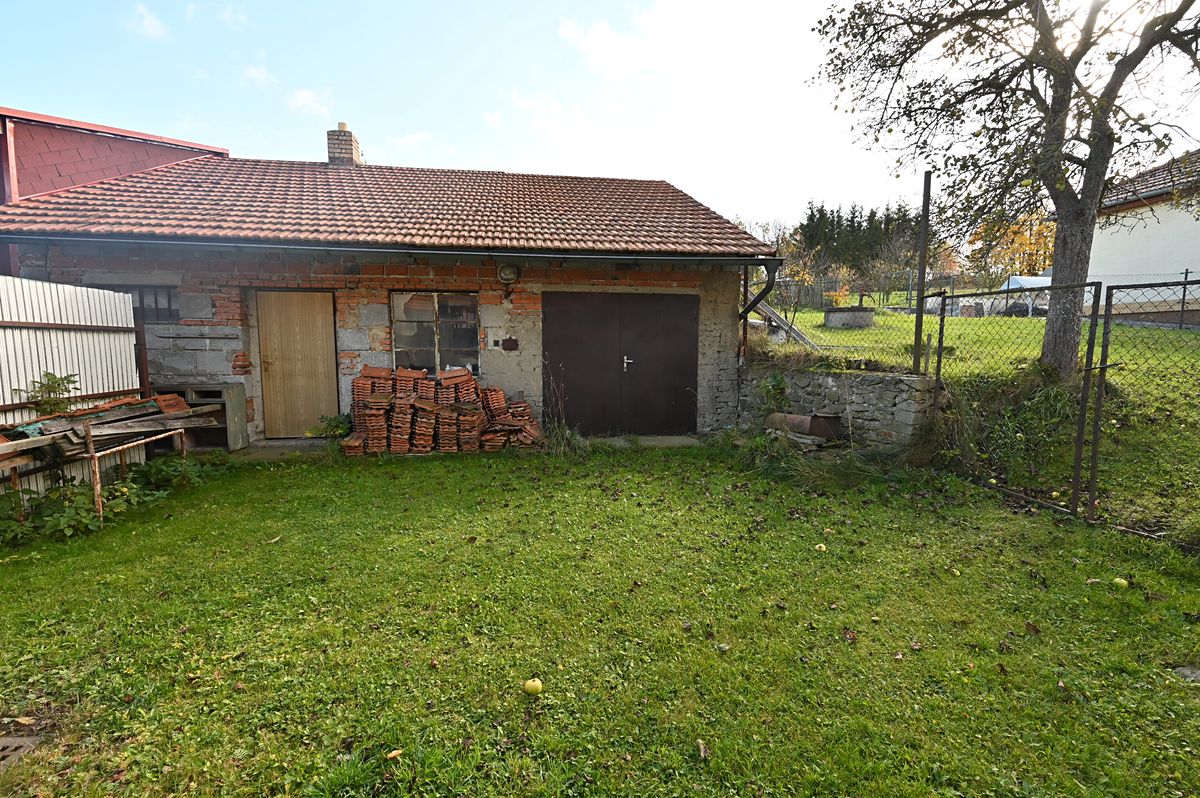 Prodej rodinného domu 155 m², pozemek 1625 m² – fotografie 4