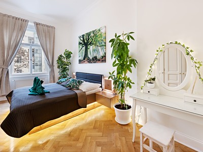 Pronájem bytu 4+kk 100 m²