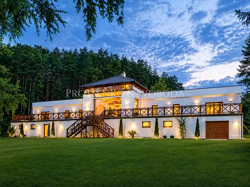Prodej chalupy 642 m², pozemek 6248 m², Samopše – náhled fotky 1
