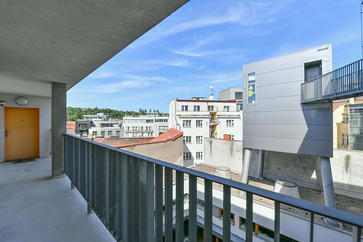 Pronájem bytu 1+1 39 m²