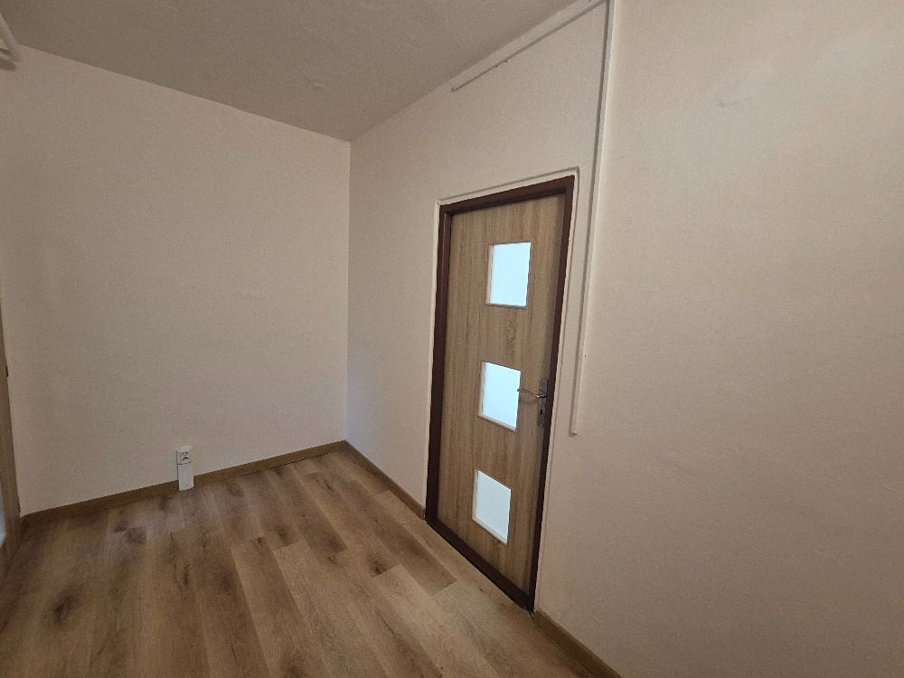 Pronájem bytu 1+1 35 m² – fotografie 5