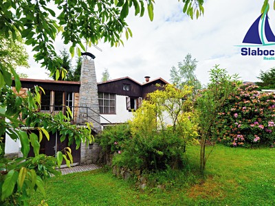 Prodej  chaty 105 m², pozemek 927 m²