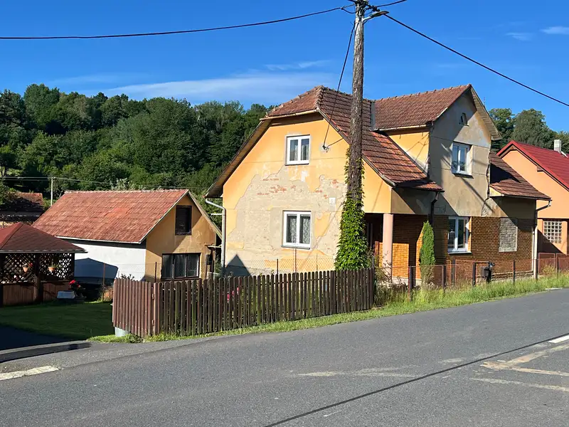 Prodej rodinného domu 362 m², pozemek 559 m², Újezd – náhled fotky 1