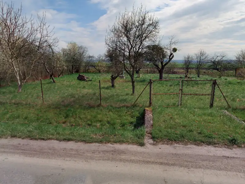 Prodej komerčního pozemku 1037 m², Holešov – náhled fotky 3