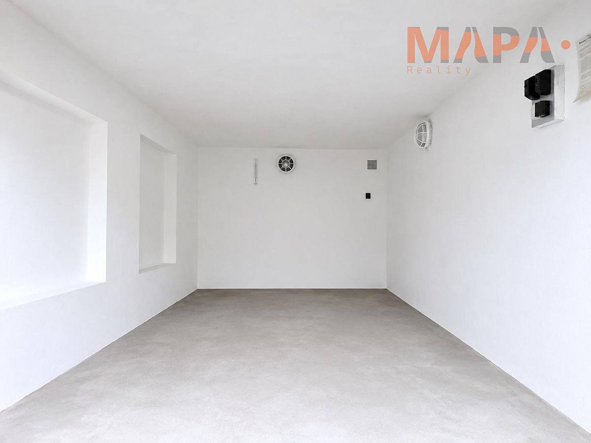 Prodej garáže 19 m² – fotografie 2