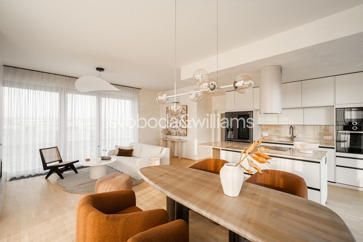 Pronájem bytu 4+kk 128 m²