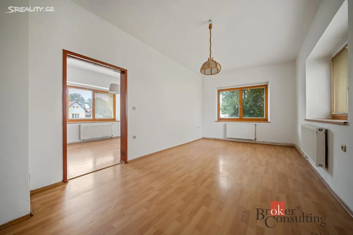 Prodej rodinného domu 189 m², pozemek 1068 m² – další