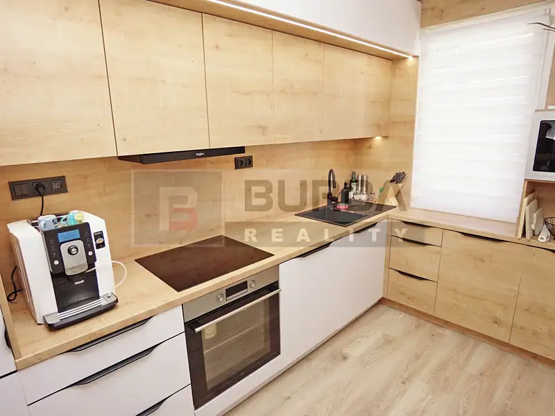 Prodej bytu 3+1 102 m², Kly – náhled fotky 2