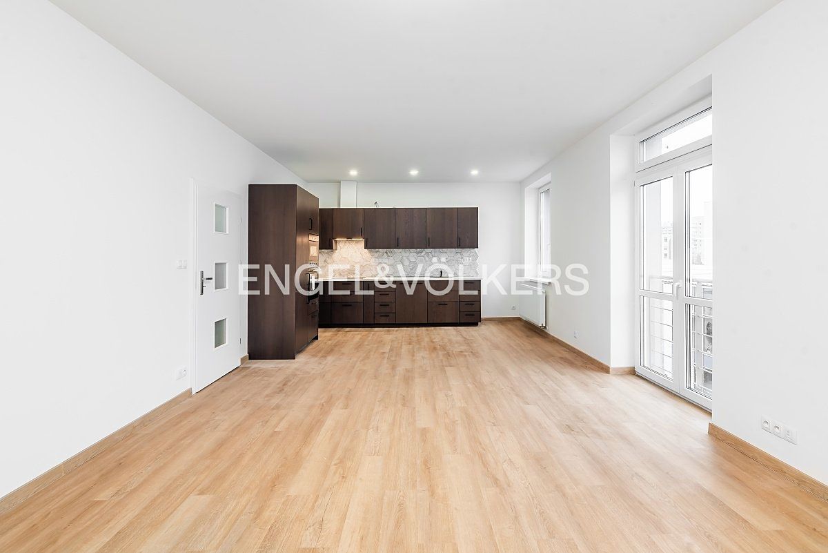 Pronájem bytu 3+kk 98 m²