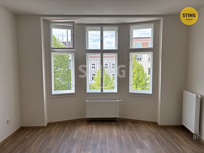 Квартира 1+kk в оренду, 43 м² (3 з 10)