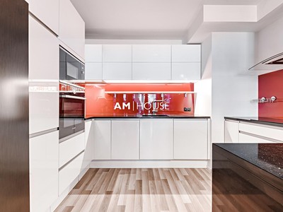 Pronájem bytu 3+kk 85 m²