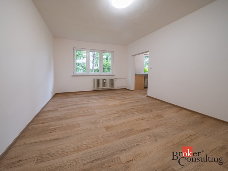 Pronájem bytu 3+1, 70 m² (3 z 8)