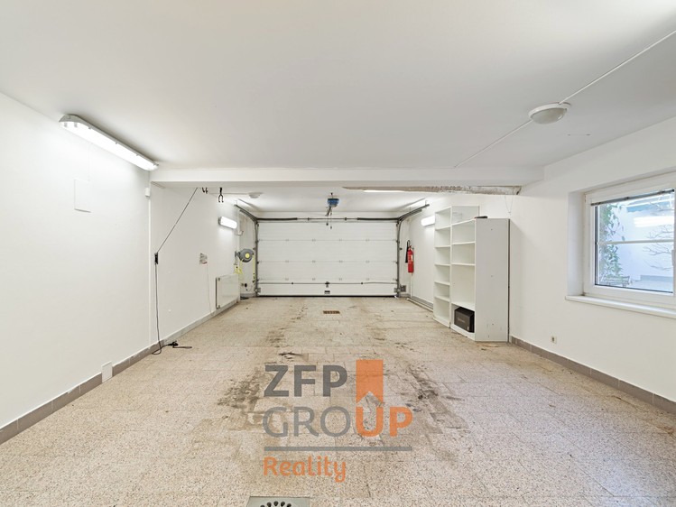 Prodej komerčního prostoru, 355 m² (30 z 61)
