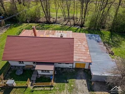 Prodej  rodinného domu 373 m², pozemek 2 498 m²