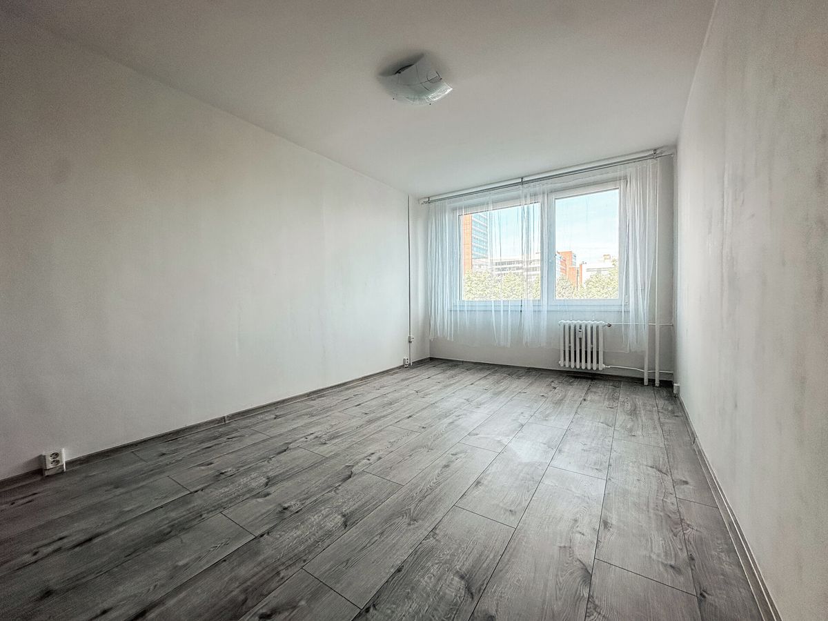 Pronájem bytu 2+kk 43 m²
