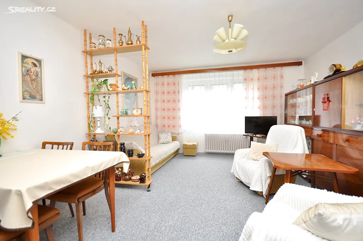 Prodej bytu 3+1 58 m², Kolín
