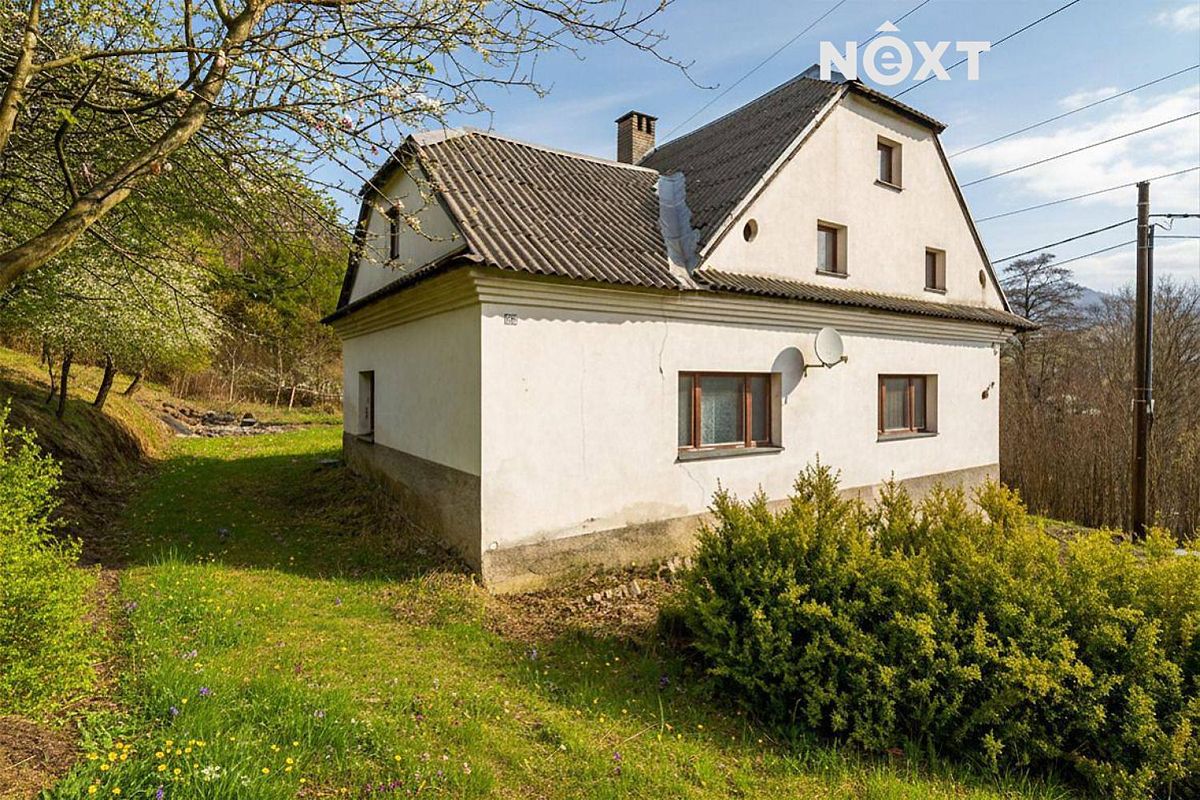 Prodej rodinného domu 200 m², pozemek 1168 m²