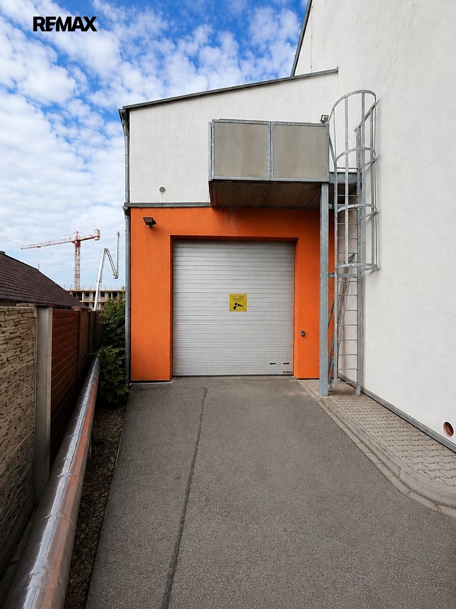 Prodej komerční nemovitosti 175 m²