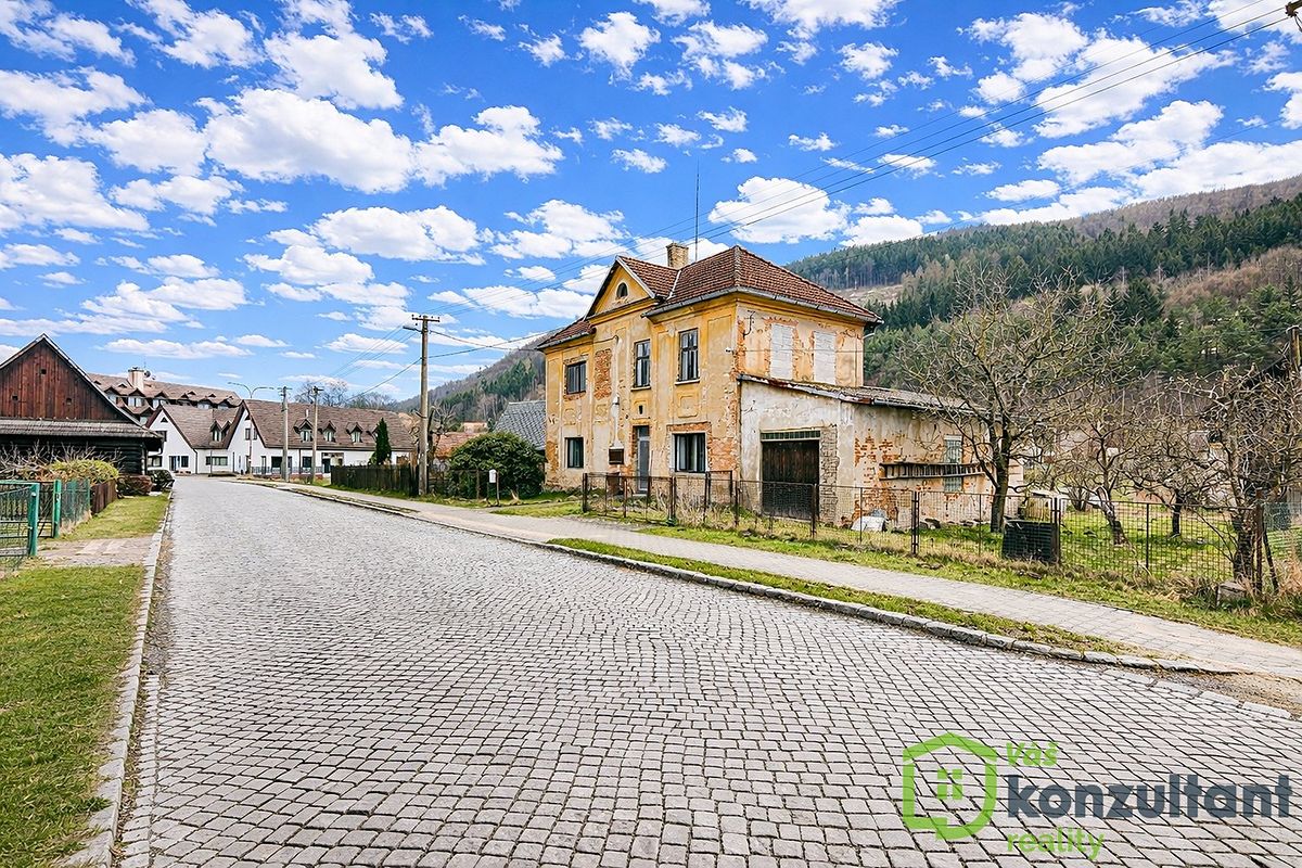 Prodej rodinného domu 121 m², pozemek 687 m² – fotografie 2
