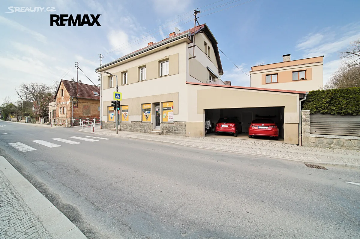 Prodej rodinného domu 220 m², pozemek 322 m² – pohled 4