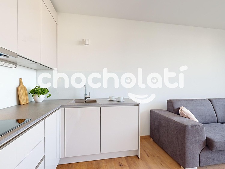 Prodej bytu 1+kk, 27 m² (8 z 27)