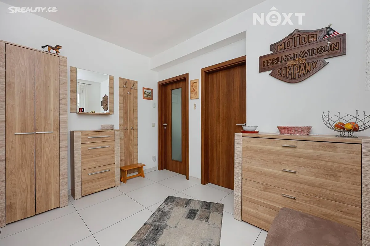 Prodej rodinného domu 143 m², pozemek 256 m² – pohled 3