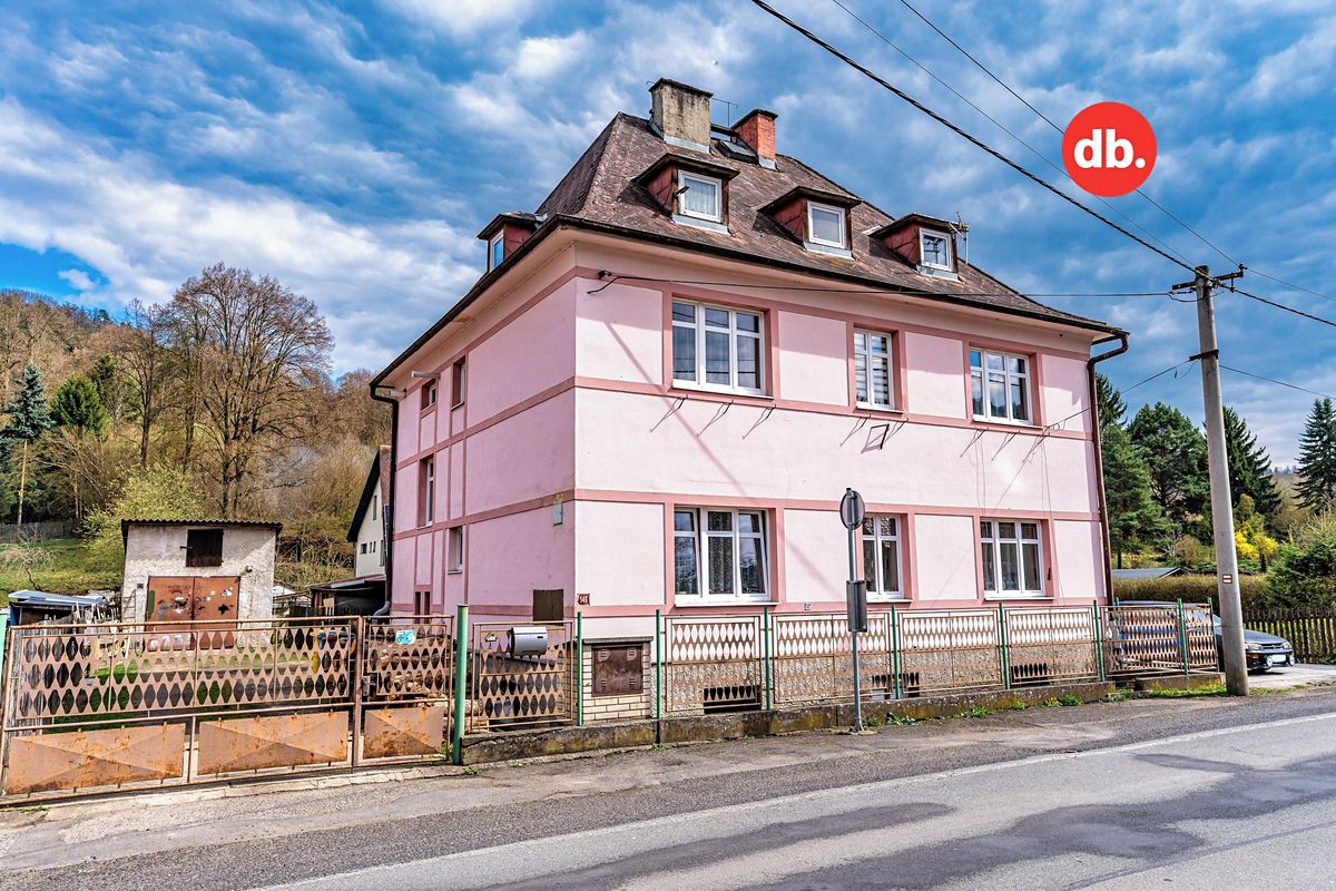 Prodej rodinného domu 230 m², pozemek 535 m²