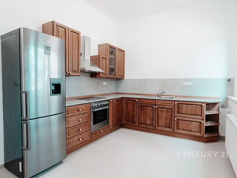 Pronájem bytu 2+kk 64 m², Jindřichův Hradec – náhled fotky 1