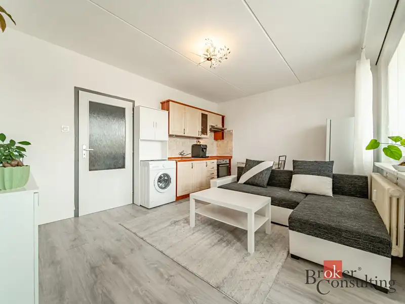 Prodej bytu 2+kk 31 m², Praha – náhled fotky 2