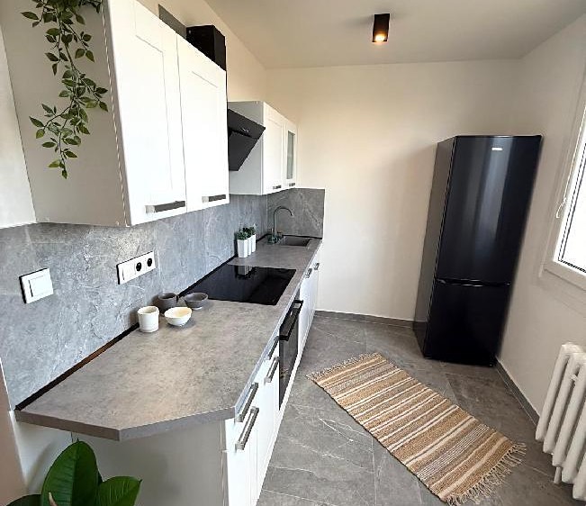 Prodej bytu 2+kk, 39 m² (2 z 17)