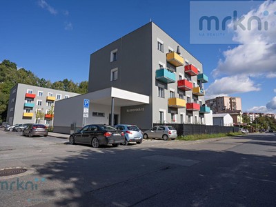 Pronájem bytu 1+kk 35 m²