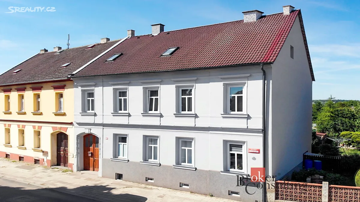 Prodej rodinného domu 343 m², pozemek 737 m², Chomutovská