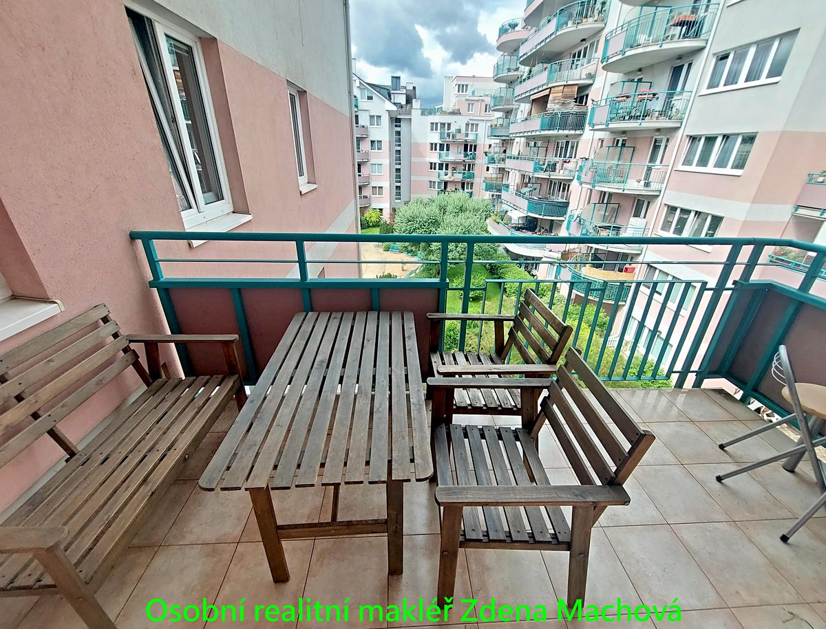 Pronájem bytu 2+kk 55 m²