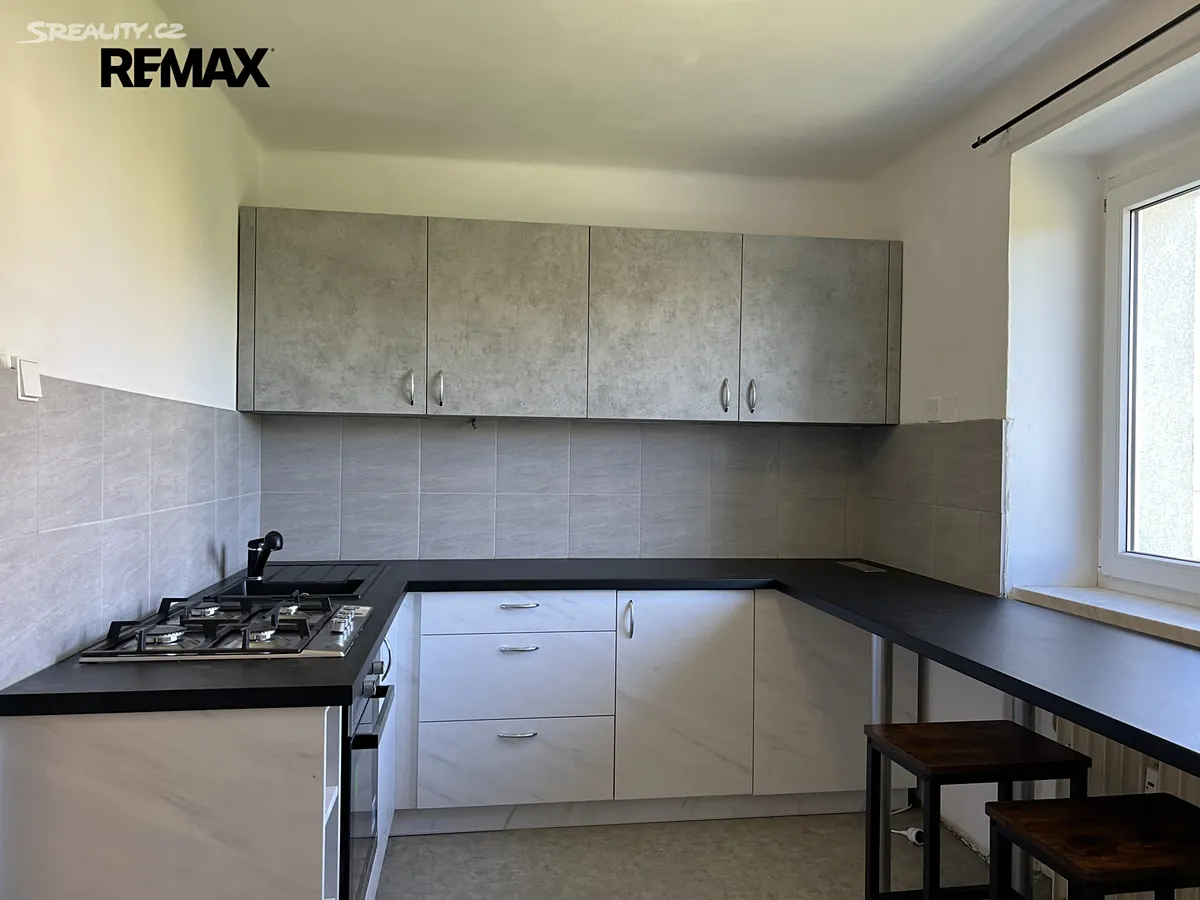 Pronájem bytu 1+1 29 m² - Widok 3