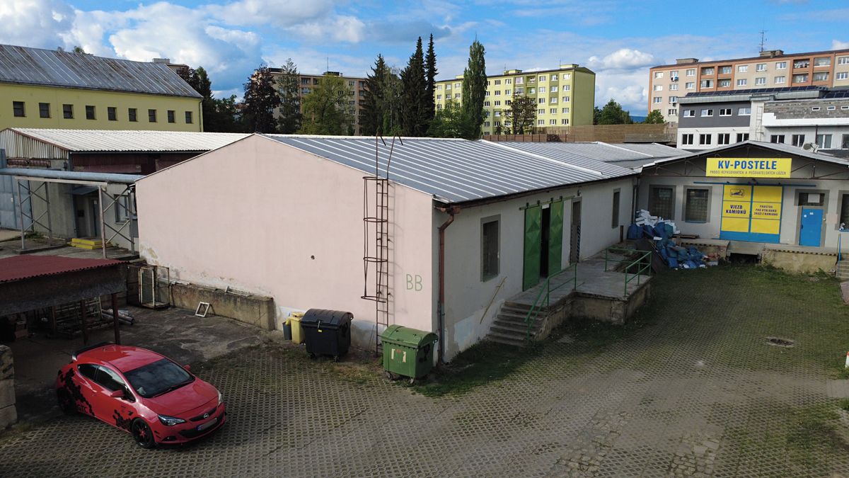 Pronájem skladového prostoru 263 m²