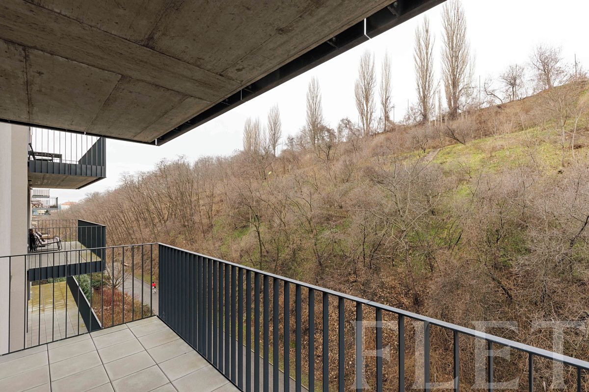 Pronájem bytu 1+kk 37 m²