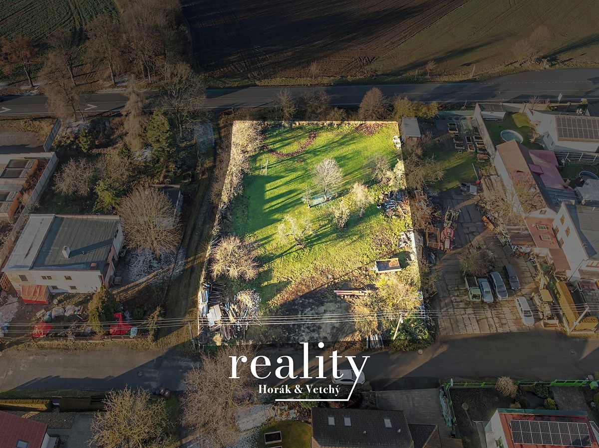 Prodej stavebního pozemku 959 m² – fotografie 2