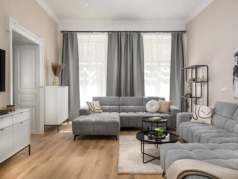 Prodej bytu 4+1 124 m², Praha – náhled fotky 1