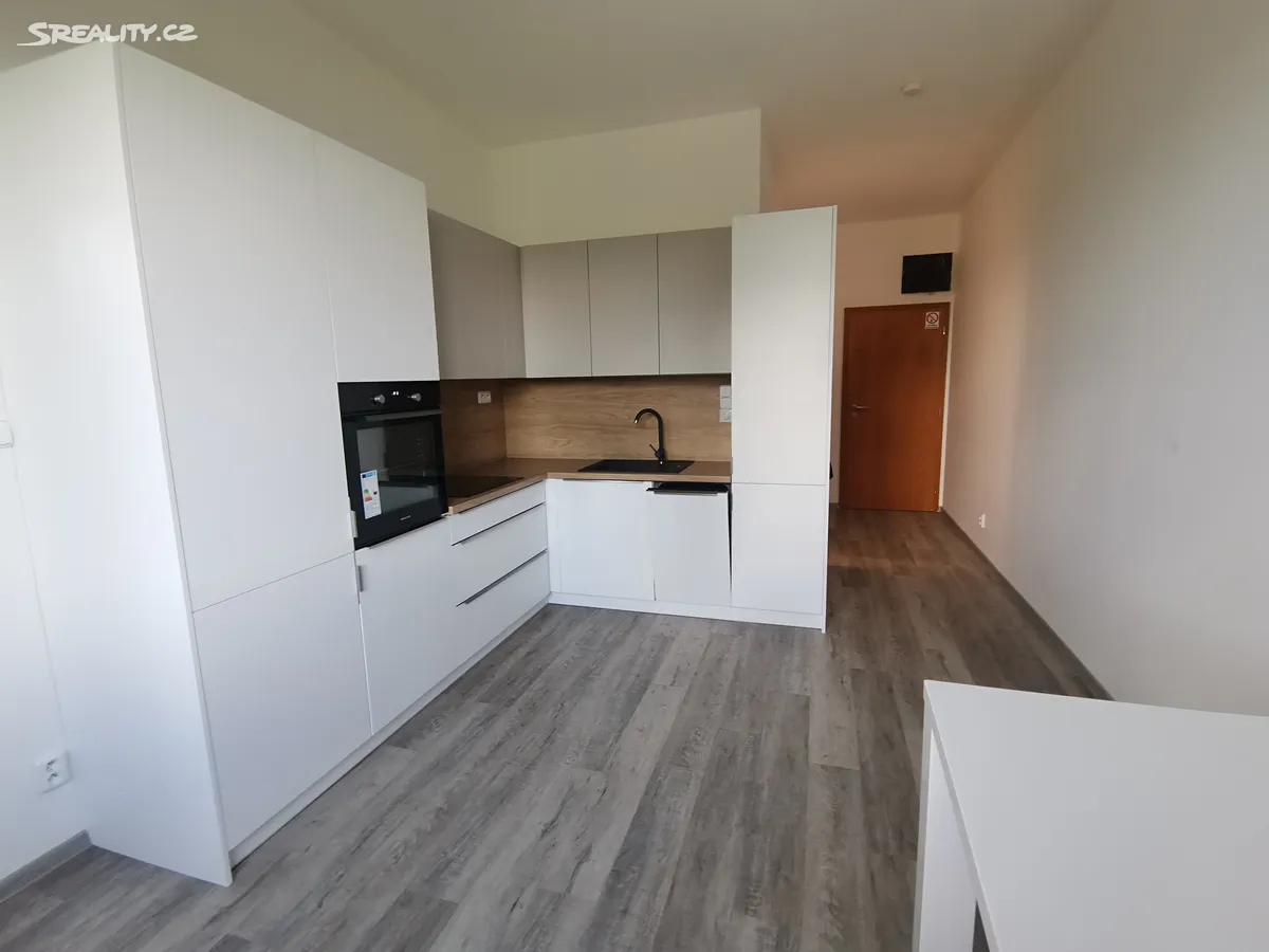 Pronájem bytu 2+kk 55 m², Brno
