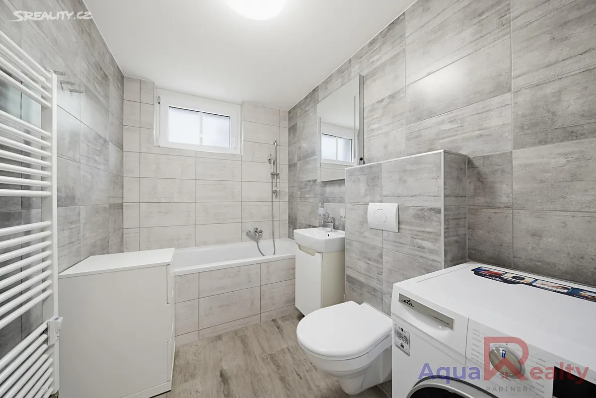 Prodej bytu 2+1 57 m² – pohled 5