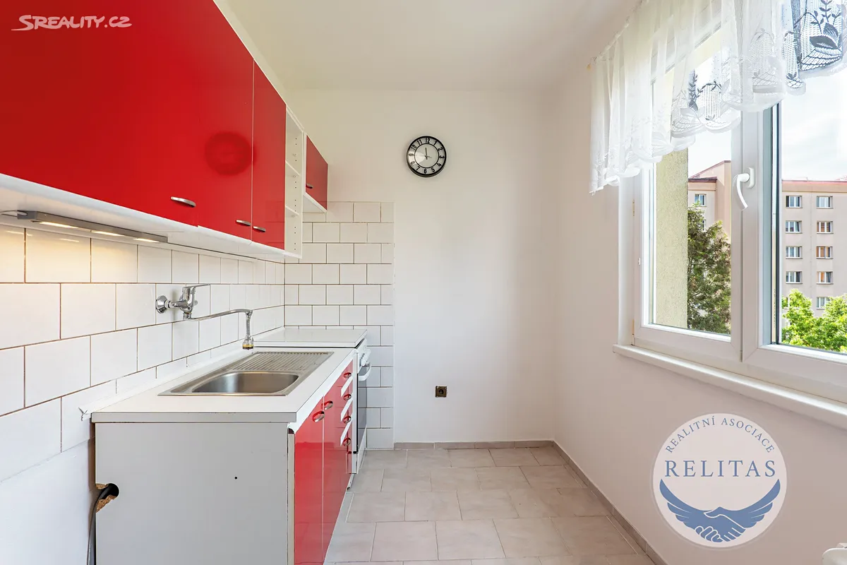 Prodej bytu 2+1 52 m² – pohled 2