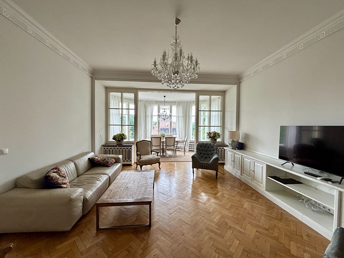 Pronájem bytu 4+1 170 m² – fotografie 3