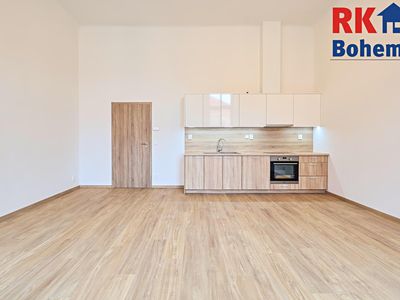 Pronájem bytu 1+kk 38 m²