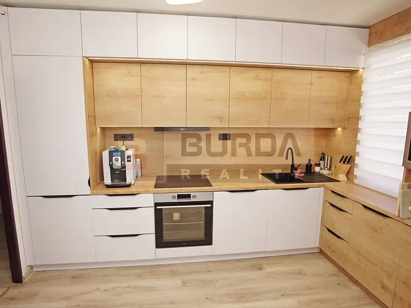 Prodej bytu 3+1 102 m², Kly – náhled fotky 1