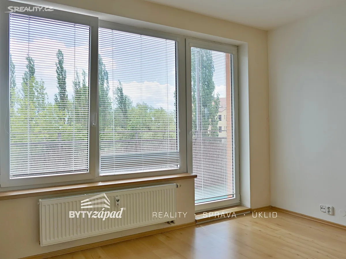 Pronájem bytu 2+kk 54 m² – pohled 5