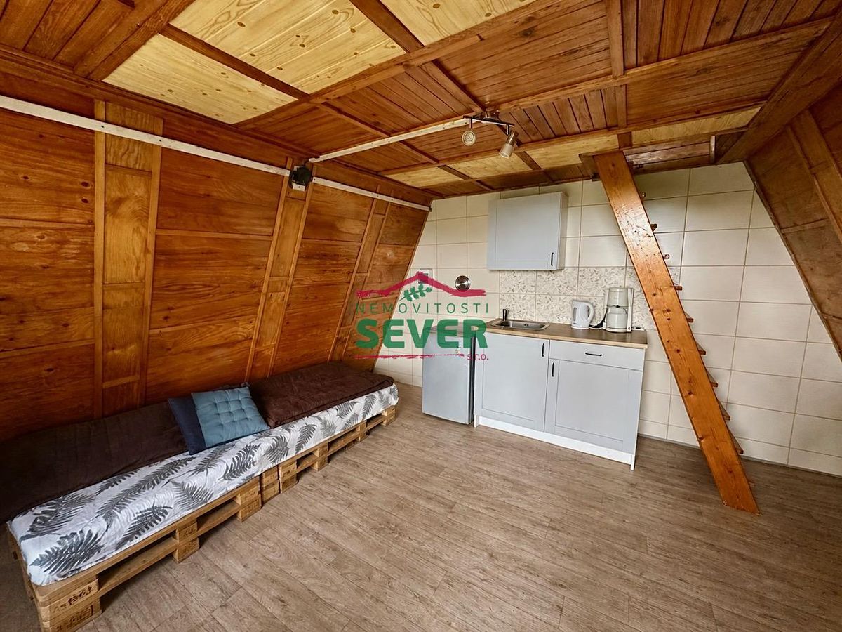 Prodej chaty 30 m², pozemek 622 m² – fotografie 2