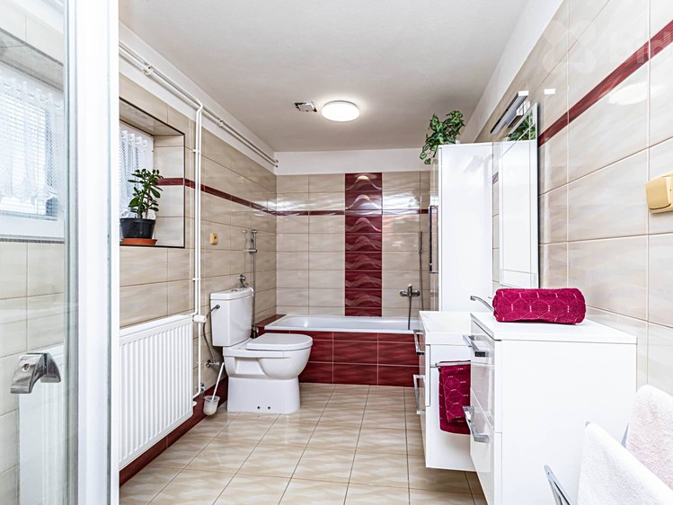 Будинок на продаж, 135 м² (9 з 18)