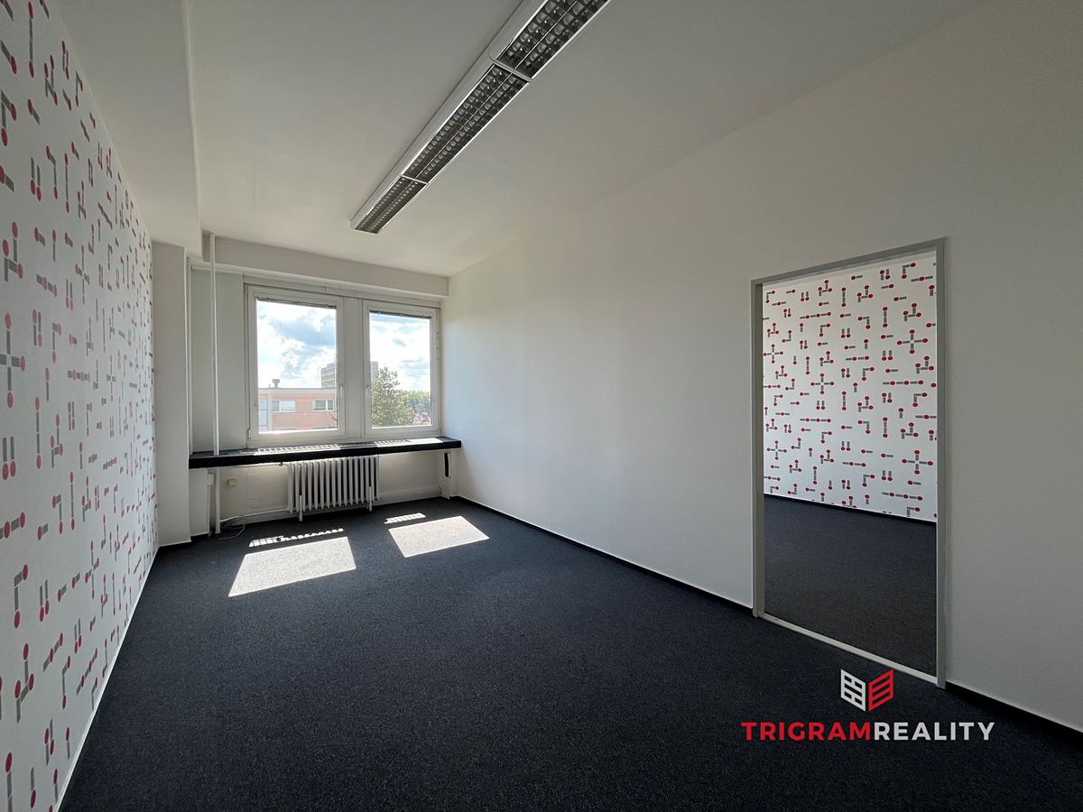 Pronájem kanceláře 18 m² – fotografie 2