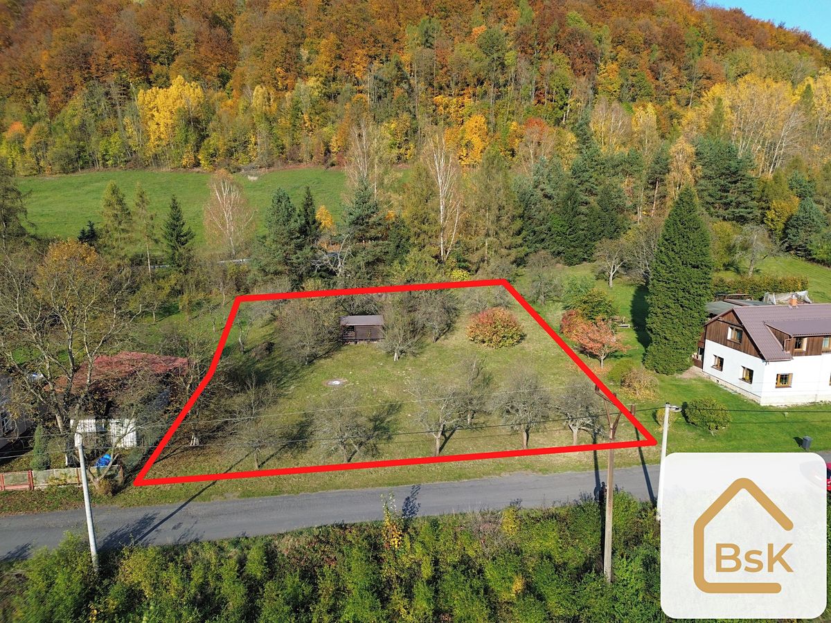 Prodej stavebního pozemku 2069 m²