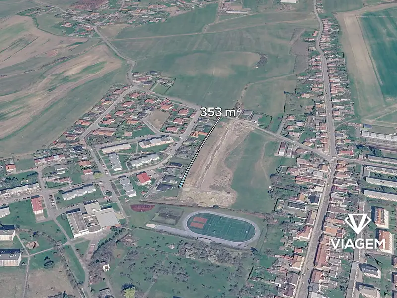 Prodej zahrady 353 m², Holice – náhled fotky 2